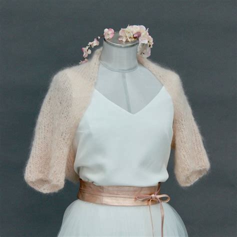 We did not find results for: Brautjacke, Strickjacke in Rosa - Love Is All Around ...