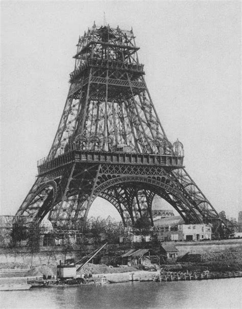 Pour commencer, il faut savoir que les fondations ont été. Construction Tour Eiffel 17 en 2019 | Visite insolite ...