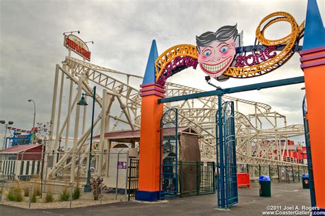 Jul 14, 2014 · opened in 1897 by entrepreneur george c. Scream Zone, Luna Park, and Dino's Wonder Wheel Amusement Park