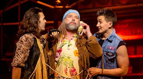 Review Rock Of Ages New Wimbledon Theatre Touring
