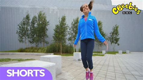 Cbeebies Nina And The Neurons Get Sporty Jumping Youtube