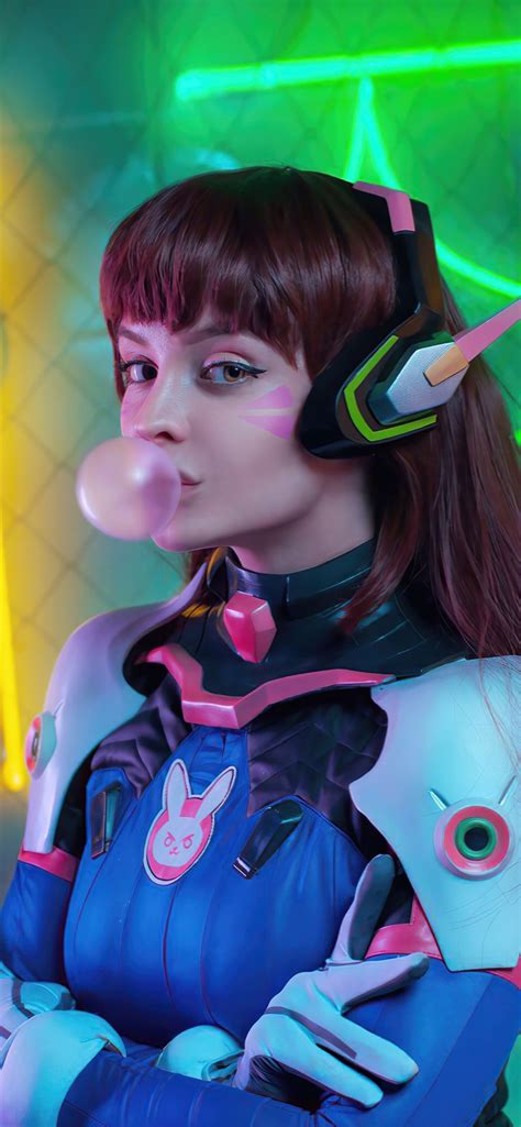 Dva Overwatch Game Cosplay Girl 4k Iphone 12 Wallpapers Free Download