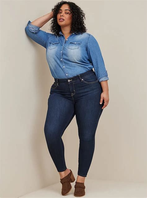 Welche Jeans Bei Dickem Bauch Mit Diesen Trendigen Und Bequemen Modellen Können Sie Die