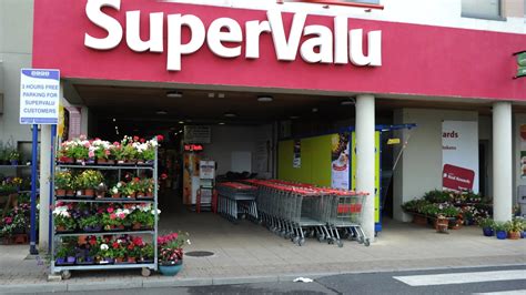 Another major Irish supermarket drops price of bread as price war heats