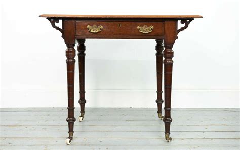 Small Victorian Mahogany Writing Desk 1800s For Sale At Pamono