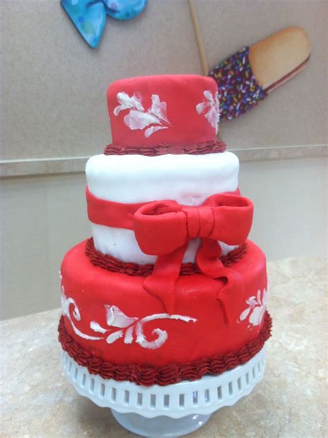 Red And White Fondant Cake 3 Tier Cake Tiered Cakes White Fondant Cake