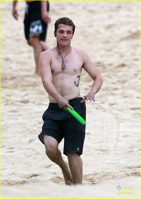 Josh Hutcherson Paparazzi Beach Photos Naked Male Celebrities