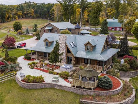 Has been tough the past couple of years. 'American Chopper' Star Lowers Price for NY Estate | TMZ.com