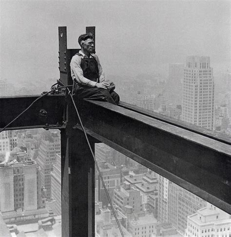 New York Construction Workers At Insane Heights 1920′s And 30′s 15