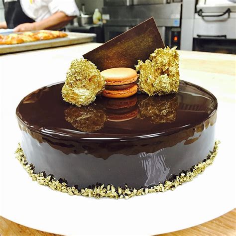 Sprinkle each parfait with chopped peanuts, if. Antonio Bachour on Instagram: "Banana chocolate and ...