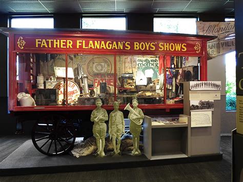 2 socialiniai puslapiai, įskaitant twitter ir google, internetinė svetainė ir w dodge frontage rd s & 132nd frontage rd, omaha, ne 68154, usa. Hall of History, Boys Town, Omaha, NE | Arthur Taussig