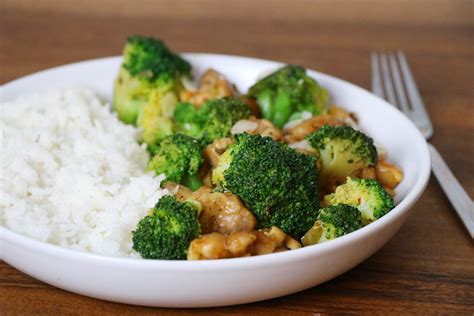Kip rijst en broccoli