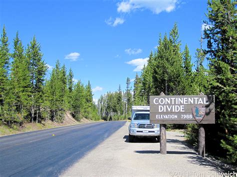 Photo Continental Divide On The South Entrance Road