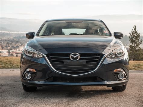 While great effort is made to ensure the accuracy of the information on this site, errors do occur so please verify information with a customer service rep. Pre-Owned 2015 Mazda Mazda3 Sport GS Sedan in Kelowna #538 ...