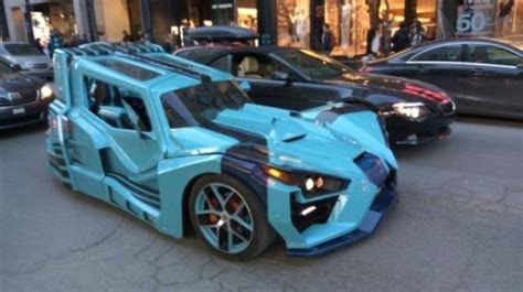 You Can See Some Really Awkward Cars Outside (34 pics) - Izismile.com