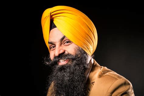 Rainbow Turbans And Beard Buns Australian Sikhs On The Uncut Approach To Life Abc News