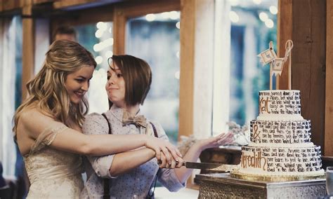 Lesbian Couple Wedding Photos Go Viral And Produce Heartwarming Responses