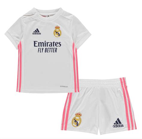 Founded on 6 march 1902 as madrid football club, the club has traditionally worn a white home kit since inception. Kit Maillot ENFANT/JUNIOR Real Madrid 2020-2021