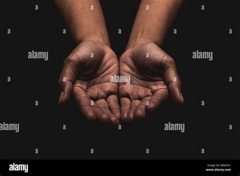 Cupped Hands Cut Out High Resolution Stock Photography And Images Alamy