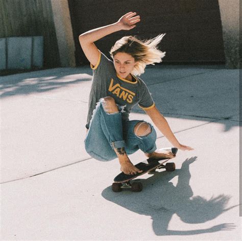 Pinterest Javi Kassens ↠ Skater Girl Style Skater Girl Outfits Mode