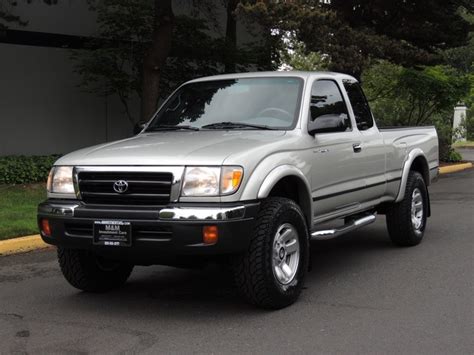 Victory 4x4 bed rack headache rack. 2000 Toyota Tacoma SR5 V6/ 4x4/ Xtra Cab/ 1-OWNER/ 46,450 ...