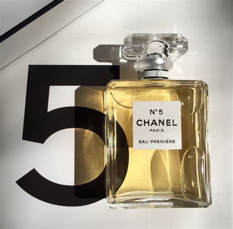 Chanel N°5 Eau Premiere Eau De Parfum Il 5 The Beauty Cove