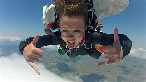 Skydiving Lessons And Courses Skydiving Tandem Skydiving Brisbane