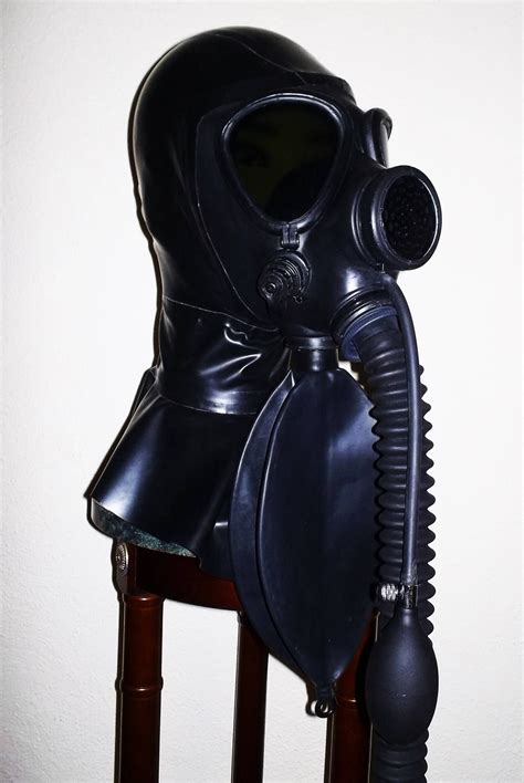Fetish Heavy Rubber Latex Gas Mask Hood W Dark Tinted Lens Inflatable