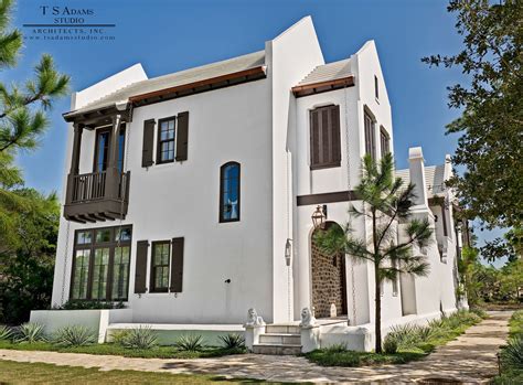 An Alys Beach Bermuda Style House Designed By Ts Adams Studio