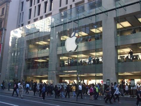 Check out apple's education institution site here for further discounts. The First Apple Store in South East Asia to Open Soon ...