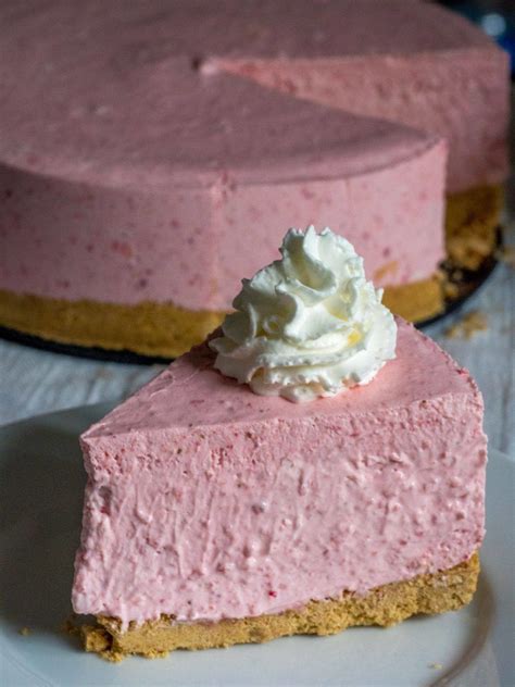 No Bake Strawberry Cheesecake Quickrecipes