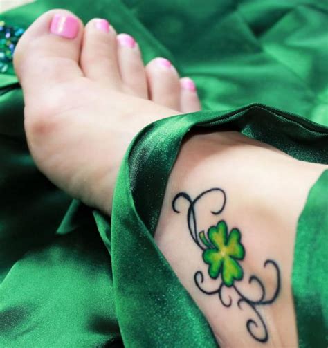 30 Cute Four Leaf Clover Tattoos Hative