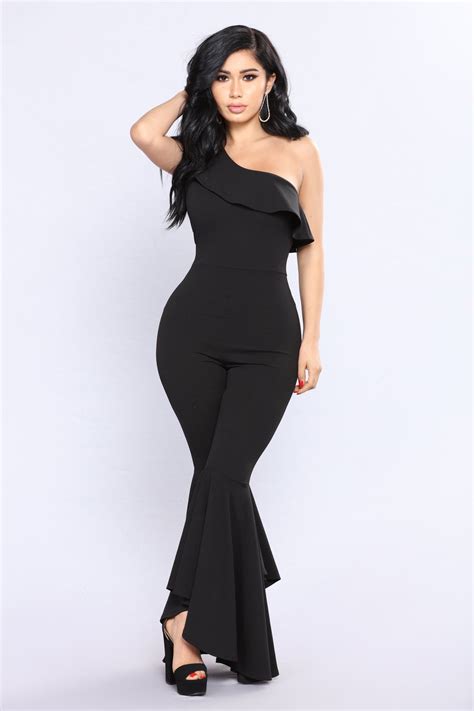 janet guzmán nice dresses fashion dresses ruffle jumpsuit black jumpsuit perfect curvy body