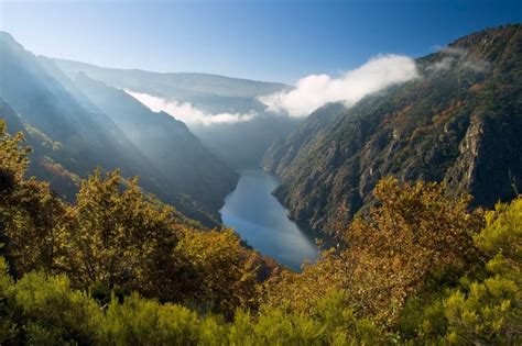 The coastline comprises of tiny coves, beautiful sandy beaches, flanked by high cliffs and fishing ports and. Circular Tour Galicia | Caminos touring holidays in Spain
