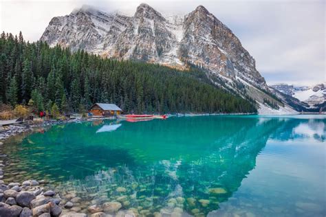 Summer Tour To Lake Louise Moraine Lake Yoho National Park From