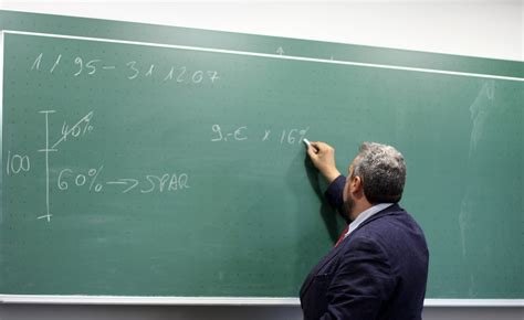 We did not find results for: Membangun Proses Belajar Mengajar yang Efektif di Kelas ...