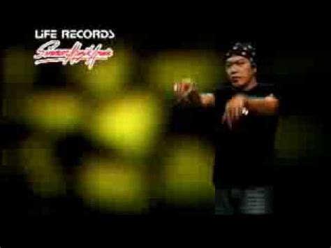 Download lagu khayalan black dog bone mp3 gratis dalam format mp3 dan mp4. I Want To Break Free Jatt (Black Dog Bone) - YouTube