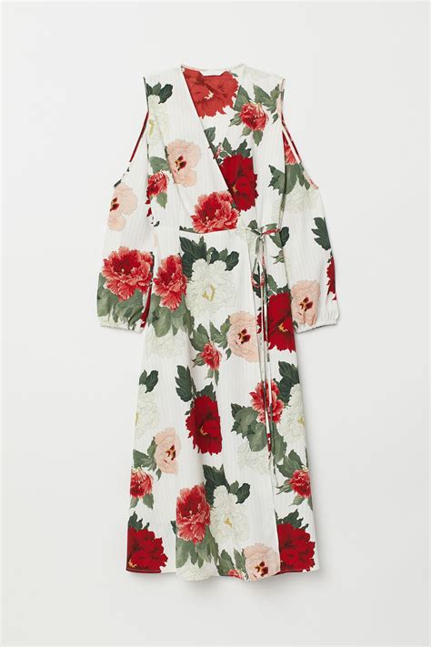 What you wear to a wedding requires a lot of thought. 20 Wedding Guest Dresses You Can Wear Again & Again ...