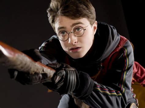 Harry Potter In 99 Secondi - REVISTA WICCA: Dezembro 2013