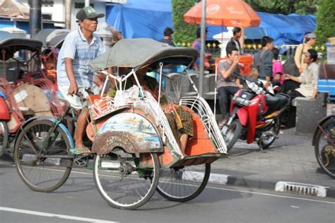 Aku pengen punya tato gambar becakaku pengen punya tato gambar becak. Gambar Transportasi : Becak