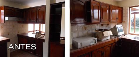 Reforma, remodelación, makeover antes y después de entrada, sala, y ante comedor de casa pequeña estilo contemporáneo. Oniria: Antes y Después. Remodelacion de Cocina