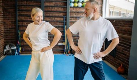 Alleviate Hip Pain With These Senior Friendly Exercises