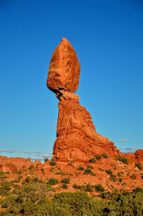 Hd Wallpaper United States Moab Balanced Rock Trail Red Rock