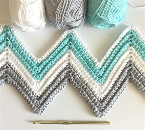 Single Crochet Chevron Blanket in Mint, Gray, and White | Chevron