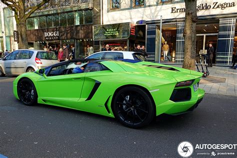 Our comprehensive coverage delivers all you need to know to make an informed car buying decision. Lamborghini Aventador LP700-4 Roadster - 10 April 2020 ...