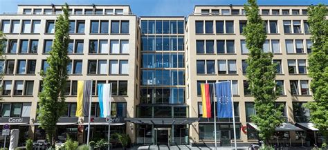 Das haus der deutschen wirtschaft ist seit 1999 sitz der drei spitzenorganisationen der deutschen wirtschaft, der bda, des bdi und des dihk. Das Haus der Bayerischen Wirtschaft | hbw ConferenceCenter