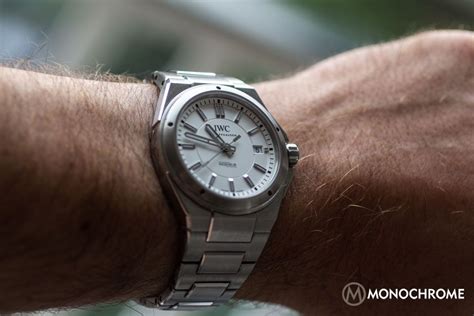 Es geht auch ausgefallener, etwa als ingenieur für achterbahnen oder weltraumschrott. IWC Ingenieur Automatic ref.3239 Reviewed - Monochrome ...