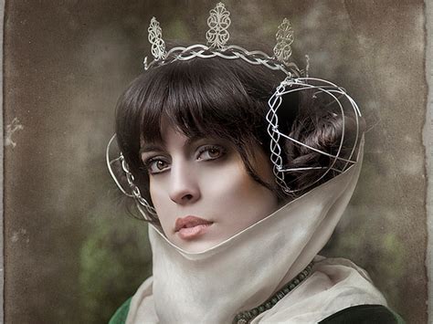 In her 1963 role as the cleopatra, actress elizabeth. Medieval Hairstyles - 25 Magnificent Examples | Design Press