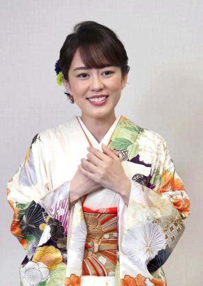 を分かりやすくまるっとご紹介。 婚約の流れから婚約指輪の選び方、前撮りの決め方など、結婚式場探しから卒花嫁までのhow to 結婚式準備マニュアルです。 これから式場探しをするお二人は必読! 丘みどりの結婚相手は相撲の力士？｜けせらせらトレンドニュース