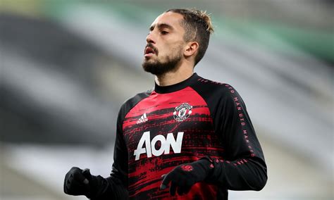 Headlines linking to the best sites from around the web. Man Utd star set to miss crucial Arsenal clash after club ...